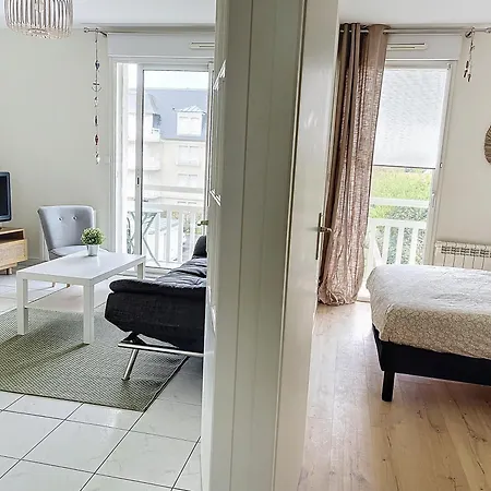 Apartmán - 2 Pieces Avec Balcon Et Parking- Hyper Centre Et *