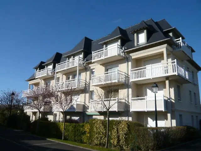 - 2 Pieces Avec Balcon Et Parking- Hyper Centre Et Apartment Cabourg
