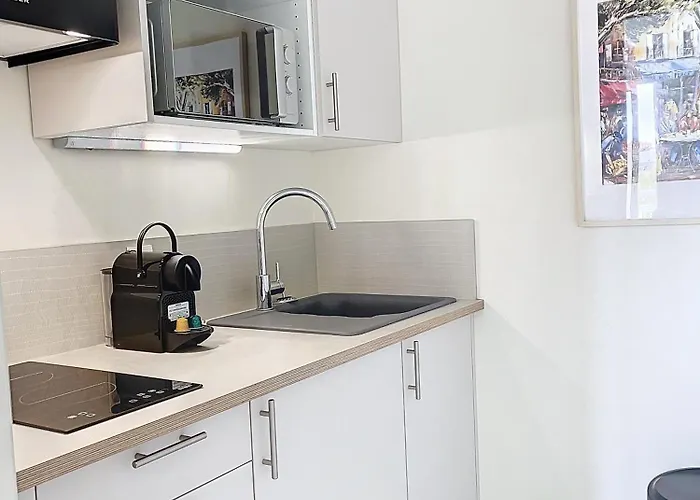 - 2 Pieces Avec Balcon Et Parking- Hyper Centre Et Apartment