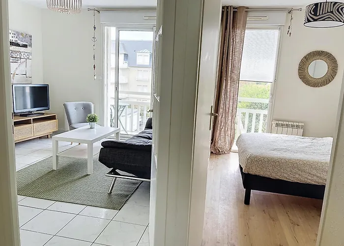 Apartment - 2 Pieces Avec Balcon Et Parking- Hyper Centre Et *